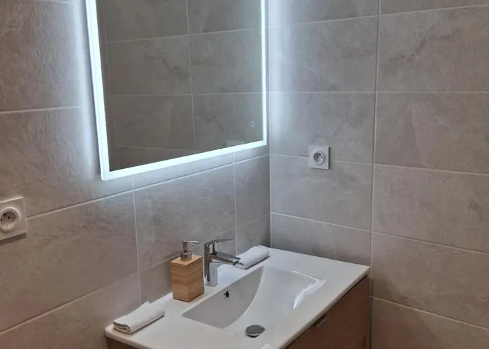 Bergerie De L'iris Guest house Sainte-Croix-sur-Mer